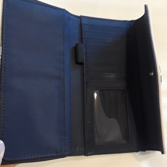 Wallet - Picture 3 of 4